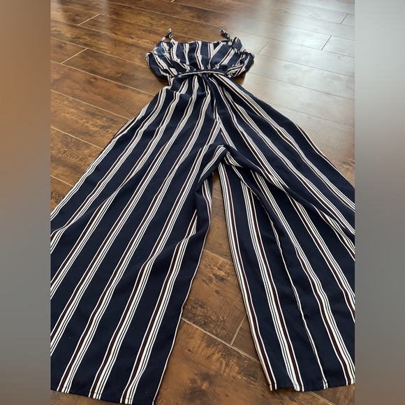 Streetwise Society Jumpsuit - Picture 4 of 10